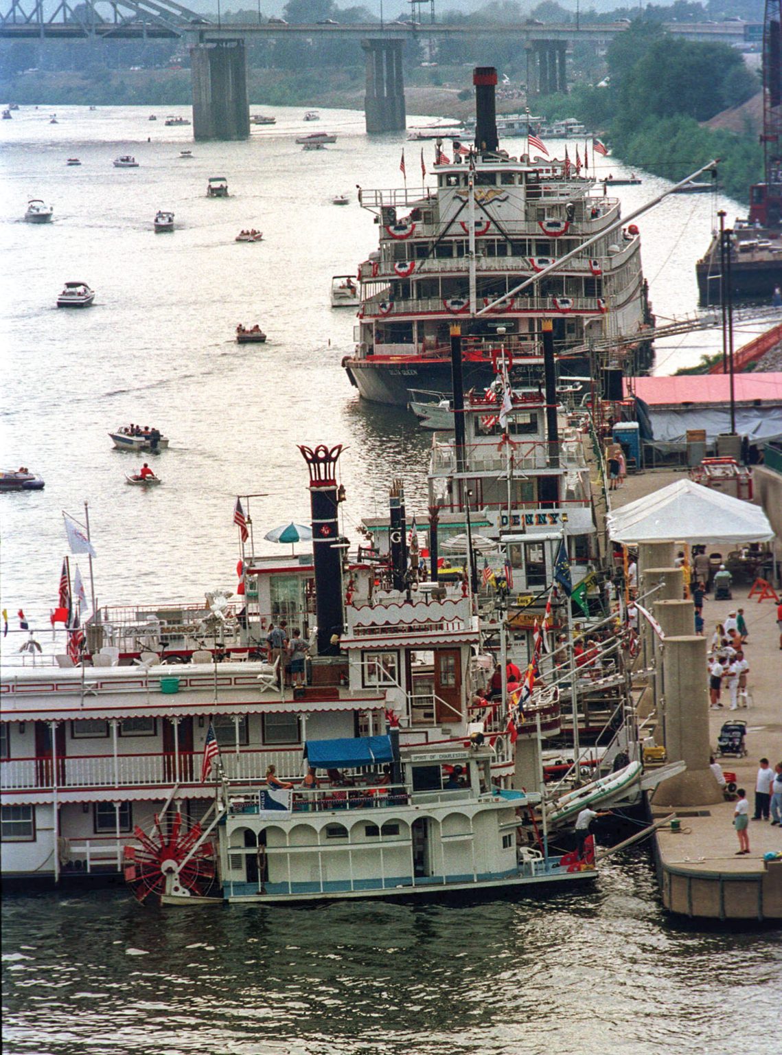 Charleston Sternwheel Regatta Is Revived For 2022 The Waterways Journal