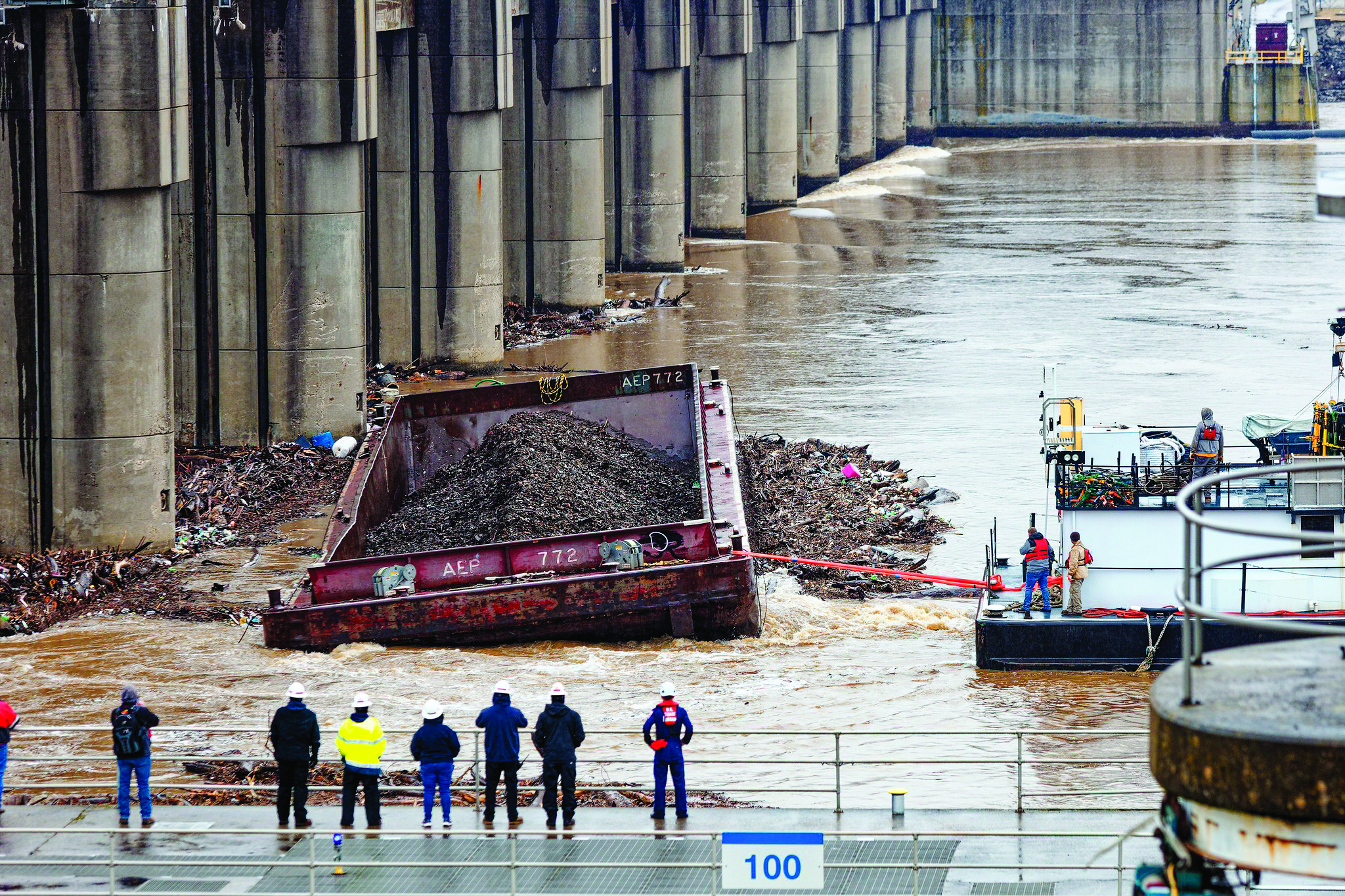 Barge Recovery At Markland Dam